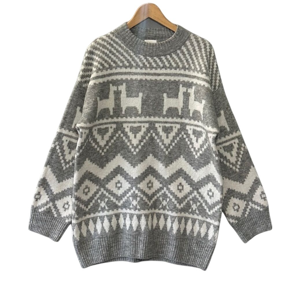 H&M Gray and White Patterned Knit Sweater